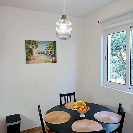 Natasahvar Apartment *